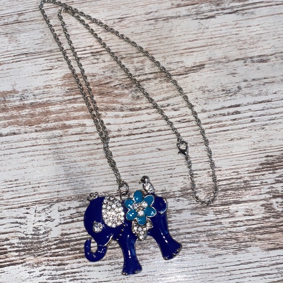 Elephant Pendant Necklace - Picture 2 of 2